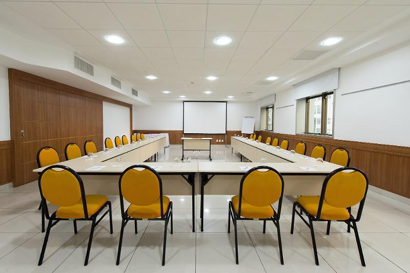 Hotel Atlantico Business Centro Rio de Janeiro Exterior photo U-shaped meeting room